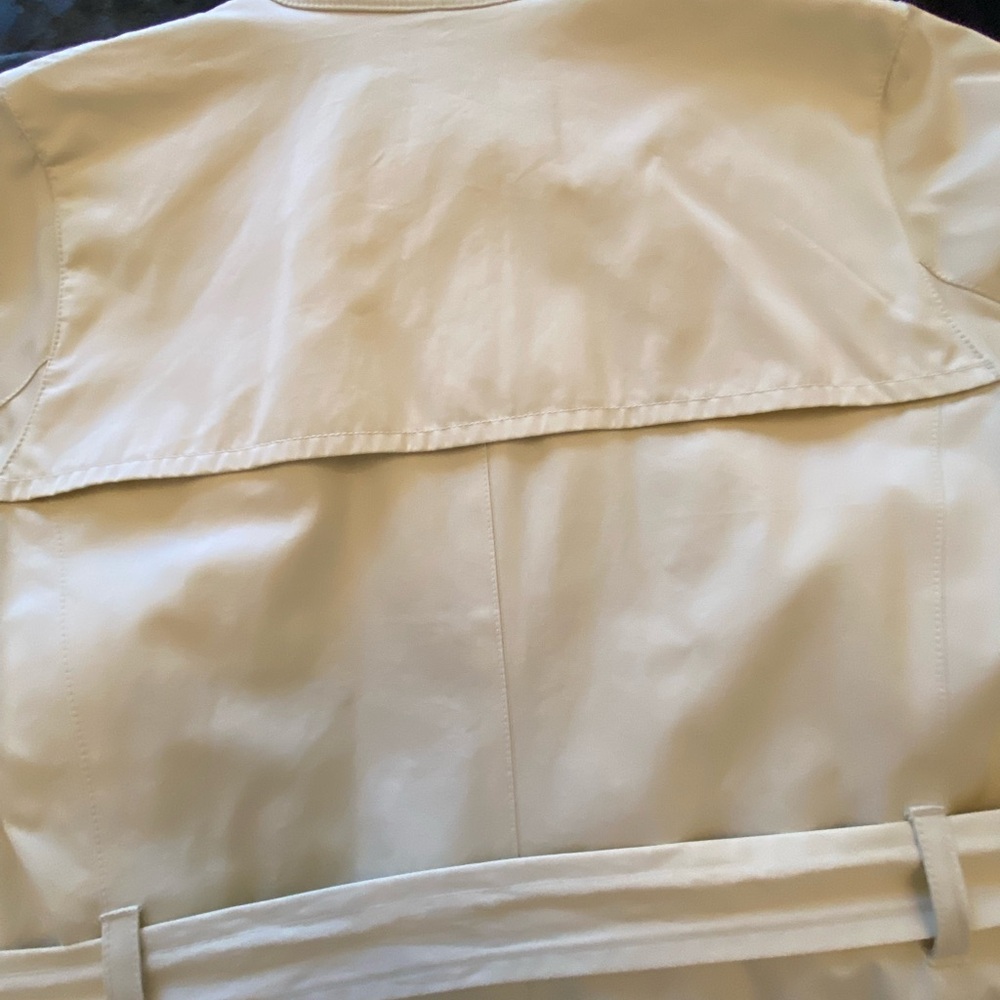 Banana Republic Beige Double-Breasted Trench Coat - Picture 7 of 9